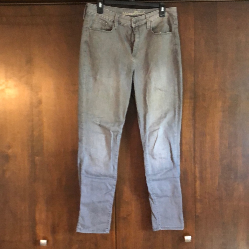 Womens gray skinny jeans
